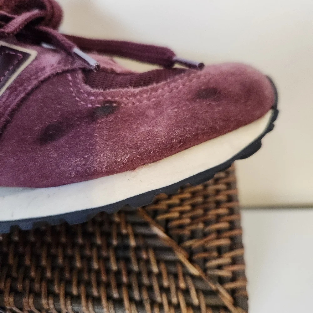 New Balance 574 Core Burgundy/Gray/White Suede Mesh Upper Lace Up Sneakers